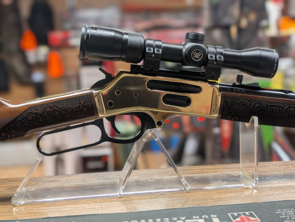 Henry 30-30Win, Brass Receiver and Vortex Diamondback 1.75-5x32 scope (New/Used)